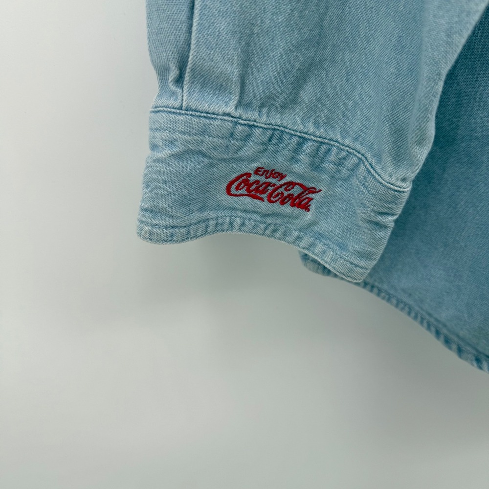 Harbour Bay Coca Cola Denim Chambray Button Up Shirt Men's M Embroidered Logo - Picture 3 of 8